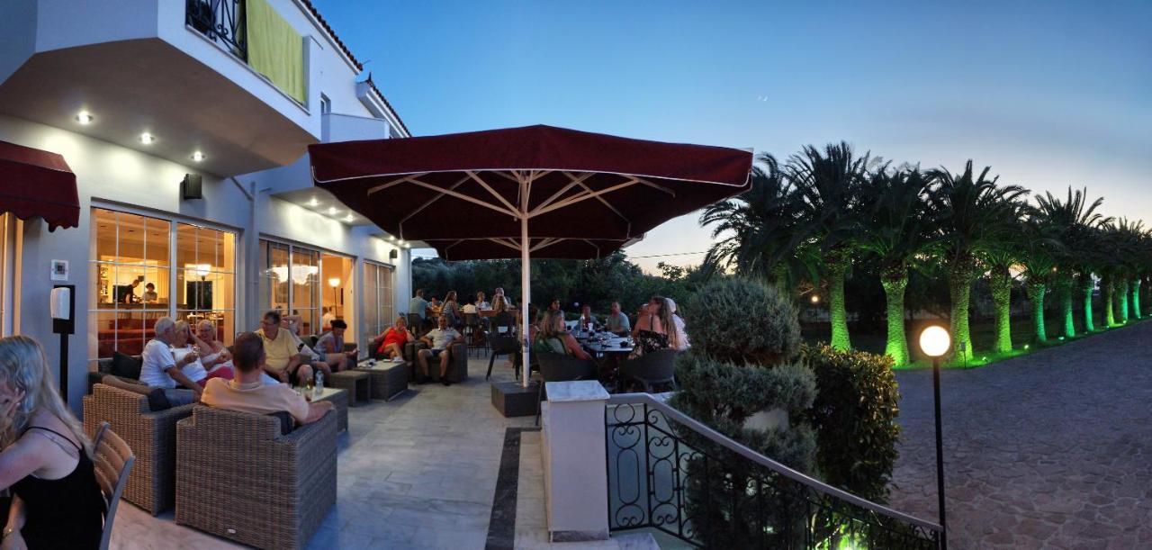 Hotel Bella Vista 미팀나 외부 사진